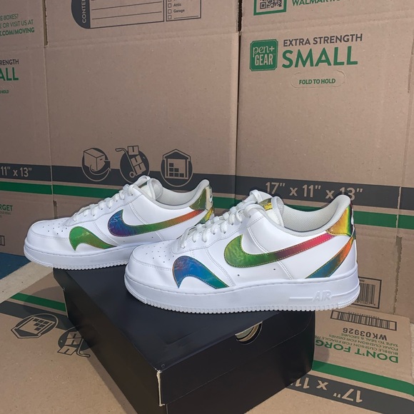 Like brand new hardly wore them. Just looking to sell and get a few extra bucks - Picture 5 of 8